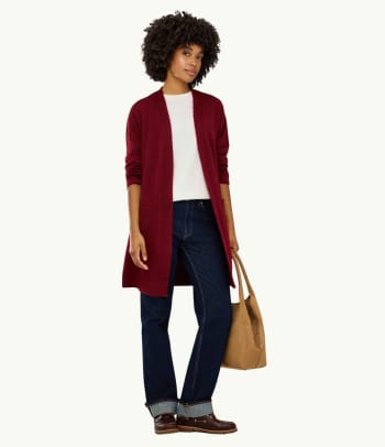Abbinare cardigan: look confortevole per il tempo libero con un cardigan.
