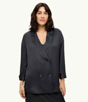 Stile Tomboy: blazer oversize e completi rendono il look più elegante.