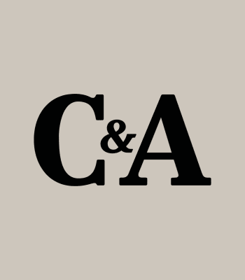Logo C&A. 