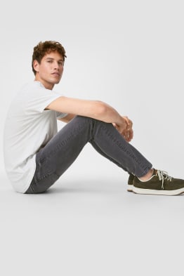 Find your perfect Skinny jeans here | C 