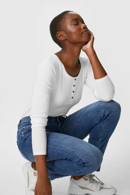 Slim Jeans - Mid Waist