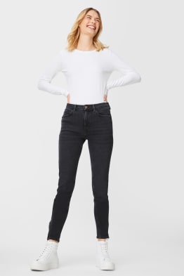 Find your perfect Skinny jeans here | C 