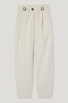 Balloon jeans