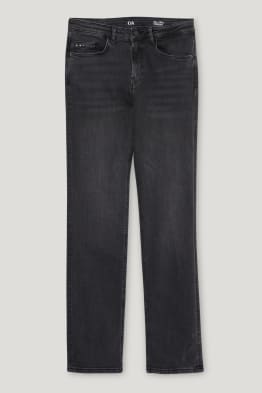 Straight jeans