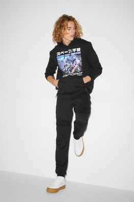 Pantalones de deporte para hombre: confort y estilo en C\u0026A