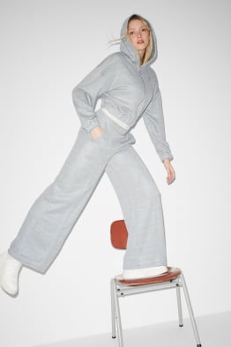 Pantalones deportivos de mujer - Compra online en C\u0026A