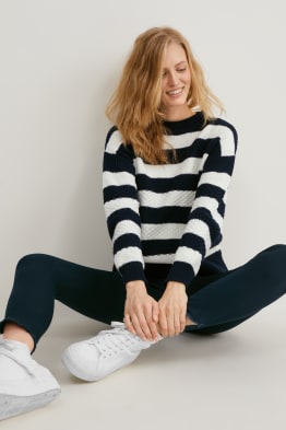 Pull - à rayures