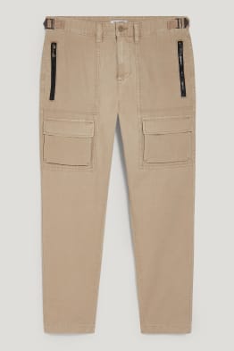 Pantalones cargo de hombre en varios colores | C\u0026A