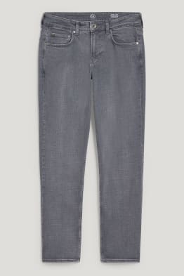 Straight Jeans - wassersparend produziert - LYCRA®