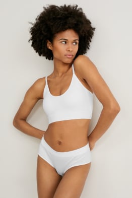 Shorty - One Size Fits More