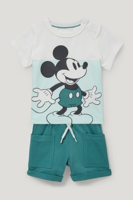 Compra moda para bebés online a precios bajos | C\u0026A