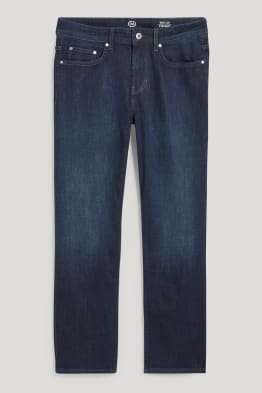 Straight Jeans