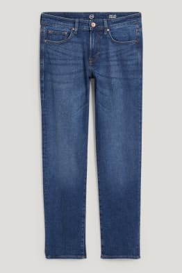 Straight Jeans - wassersparend produziert