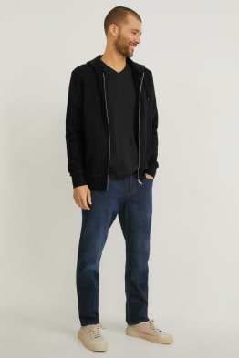 Straight Jeans