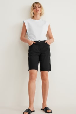 Find your perfect Short trousers here | C\u0026A online shop