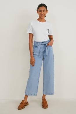 Find your perfect Wide leg jeans here 