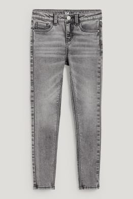 Super skinny jeans