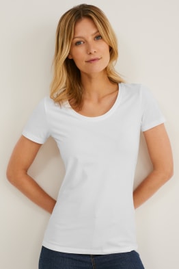 Camisetas mujer: bonitas, diferenciadas asequibles 👕 C&A