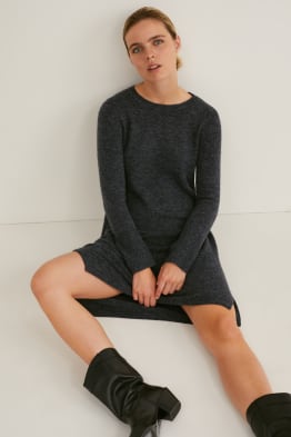 Rochie din tricot basic