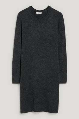 Rochie din tricot basic