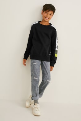 Straight Jeans