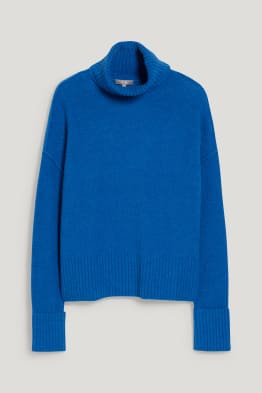 Sweter z golfem z włóczki bouclé