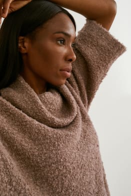 Sweter z golfem