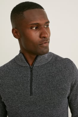 Sweter