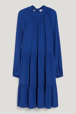 Robe à la coupe évasée