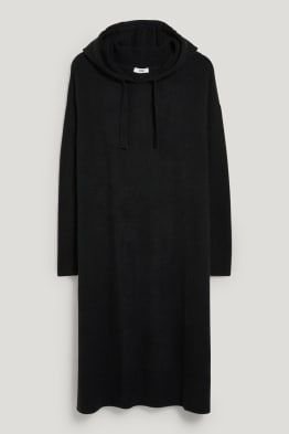 Robe à capuche en maille