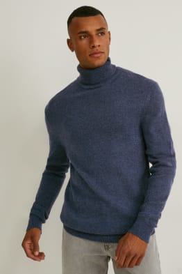 Polo neck jumper made of new wool