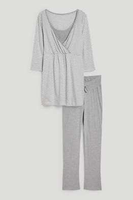 Pijama pentru alăptare