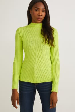 Jumper - cable knit pattern