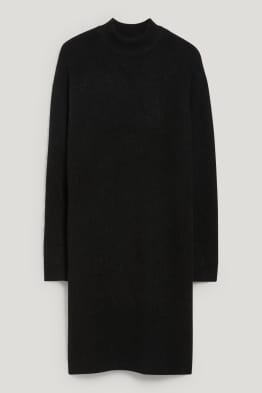 Knitted dress