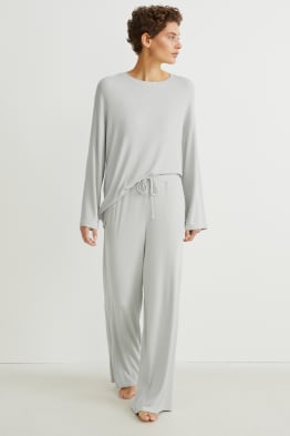 Pyjamas