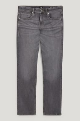 Straight jeans