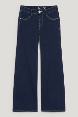 Wide leg jeans
