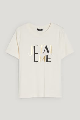 Tricou
