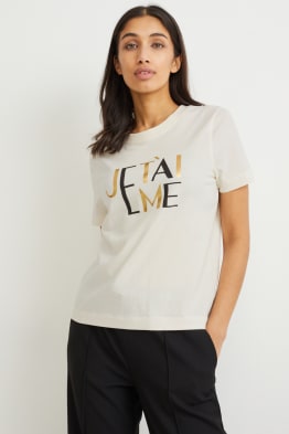 Tricou