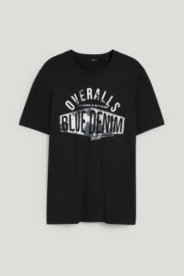Tricou
