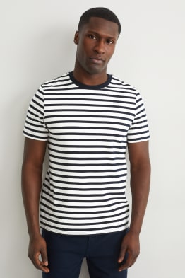 Camiseta  - de rayas