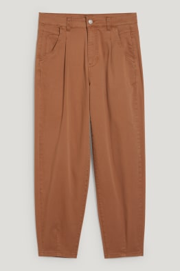 Chino - mid waist - tapered fit