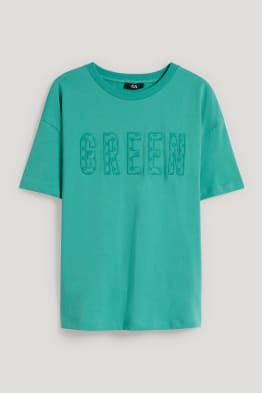 Tricou