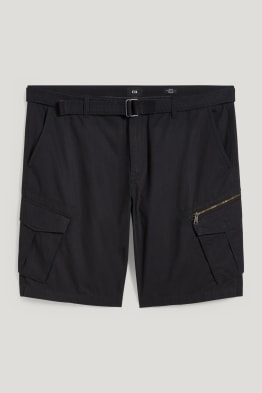 Cargo shorts with belt