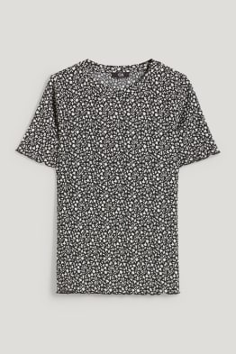 Tricou - cu flori