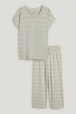 Pyjamas - striped