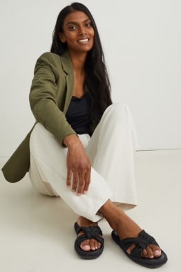 C&a sandalias store