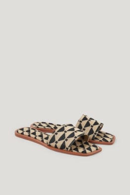 Sandals - patterned