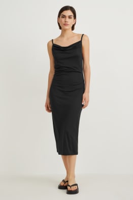 Robe moulante