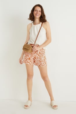 Short - mid waist - à motif